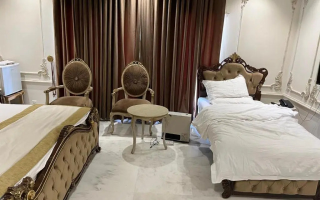 Arish Luxury Suites
