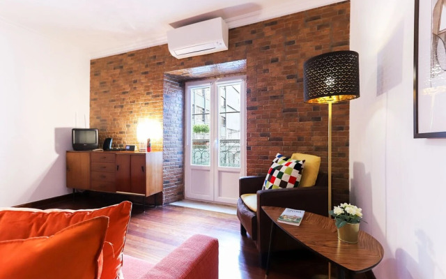 Av. Liberdade Duplex By Homing
