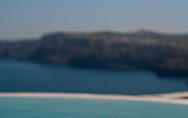 Αkrorama Villa and Suites Santorini