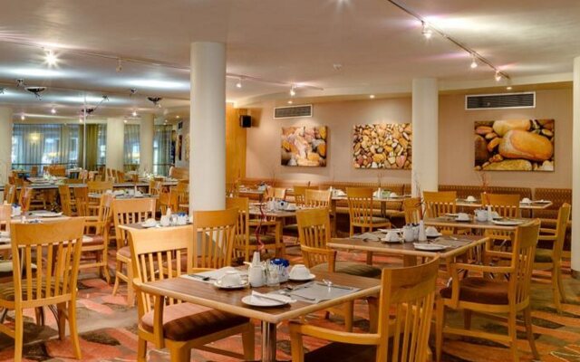 Protea Hotel by Marriott Knysna Quays