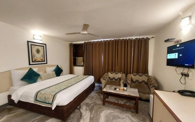 Hotel Green Castle by OYO Rooms