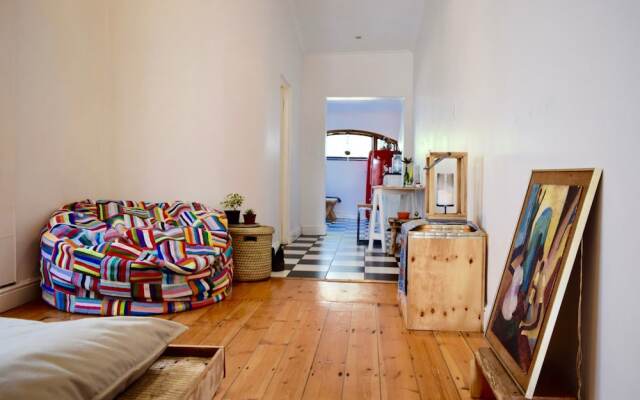 2 Bedroom House in Observatory Cape Town