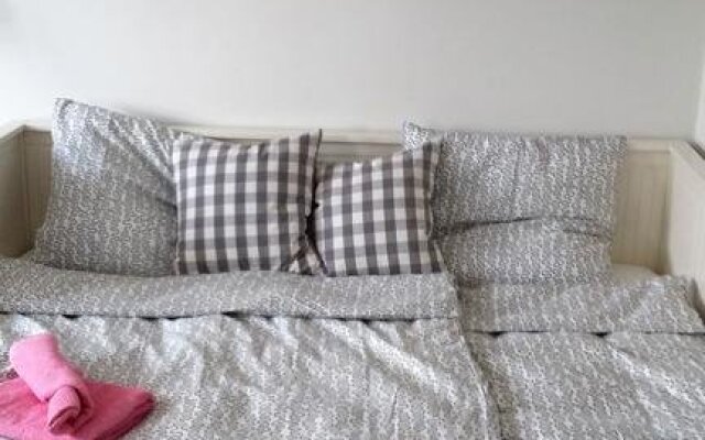 Qstay Bed & Breakfast