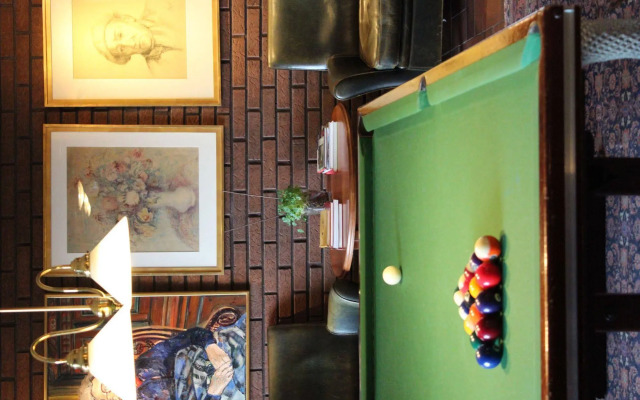 Green Hotel