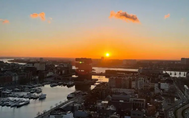 Apartment With Beautiful View of Antwerp