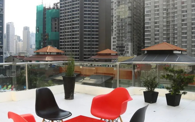 马卡蒂大道福尔萨酒店(Fersal Hotel Makati Avenue)