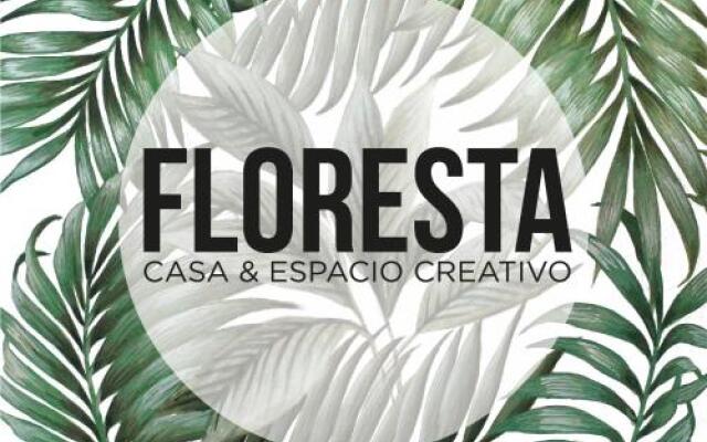 Hostal Casa Floresta