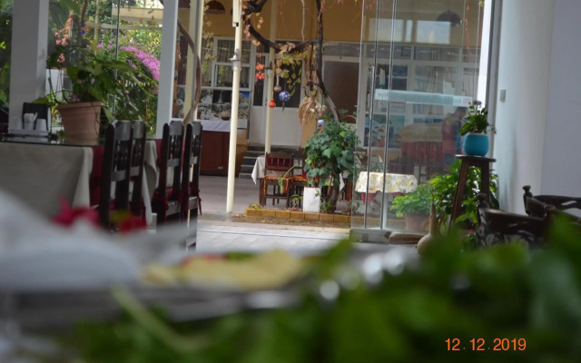 Hotel Uygar
