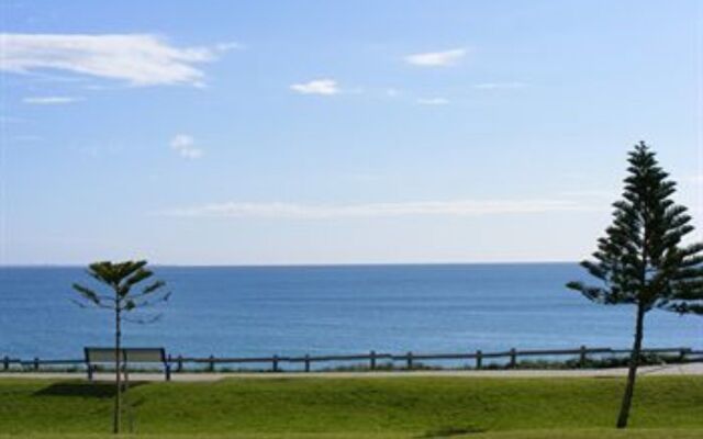 Ocean Beach Hotel