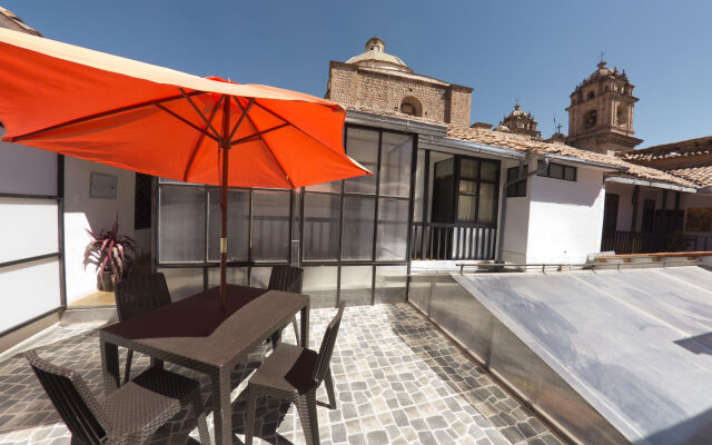 Yabar Hotel Plaza