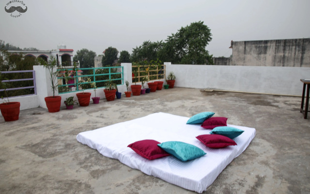 Moustache Khajuraho - Hostel