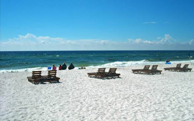 Sugar Beach 364 by RedAwning