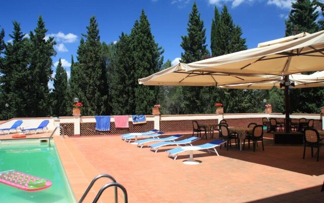 Villa "I Cipressi"