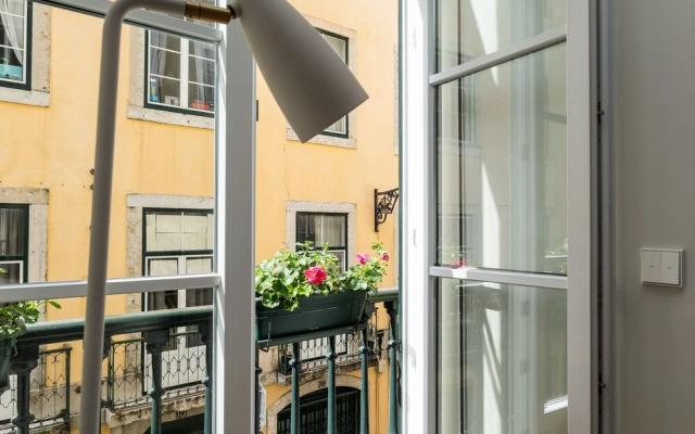 LX4U Apartments  Baixa Douradores