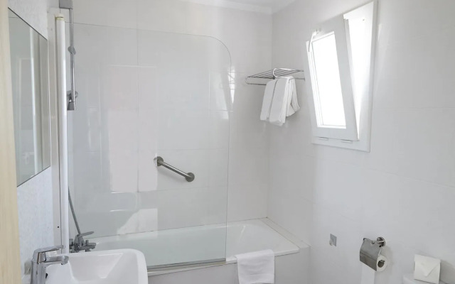 Nerja Club by Dorobe Hotels