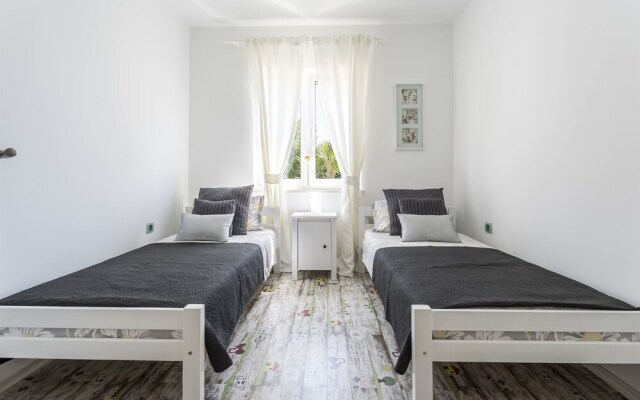 Apartment Paradise View