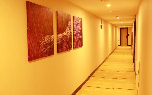 Lavande Hotel (Yinchuan North Gate Tourism Bus Station)