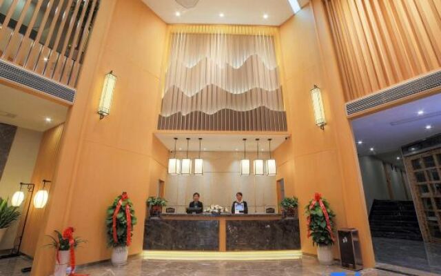 Xidiya Business Hotel (Yichun Drum Tower Pedestrian Street Runda International)