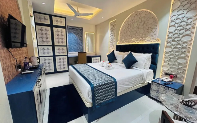 Hotel Meena Aurum Inn