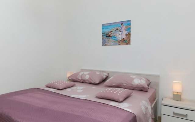 Irena - Secluded Paradise - H