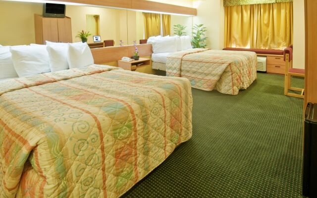 H3 Inn & Suites LAX Airport
