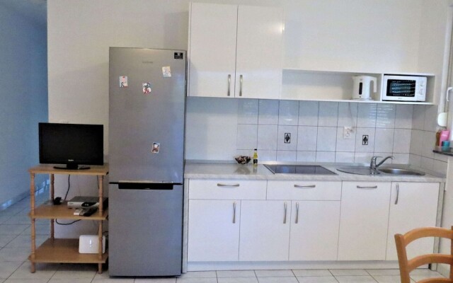Pretty Apartment in Mandre With Barbecue