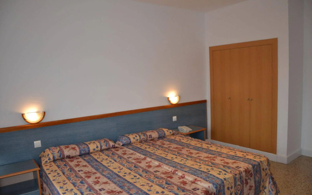 Hotel Brisamar Suites