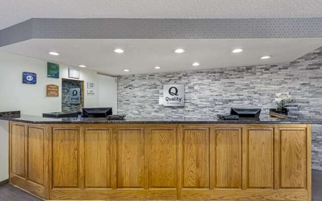 Quality Inn & Suites Lincoln South