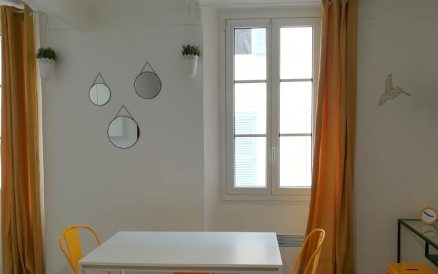 2P Vieil Antibes 5 minutes des plages