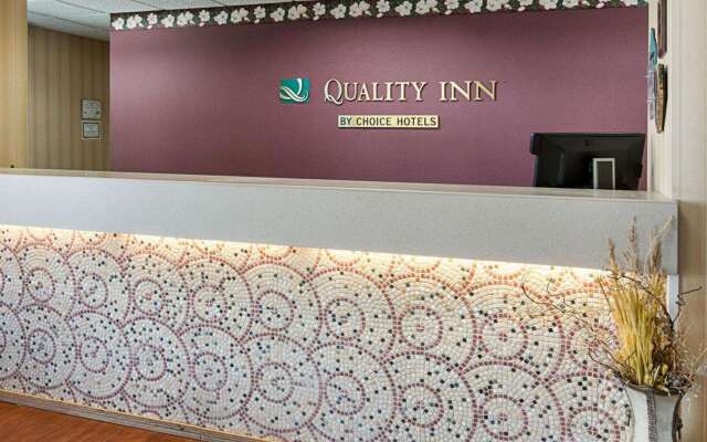 Quality Inn Magnolia