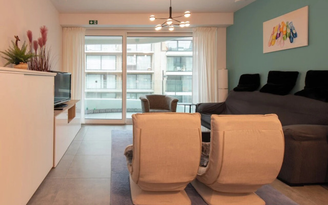 Newly-built Apartment by the sea