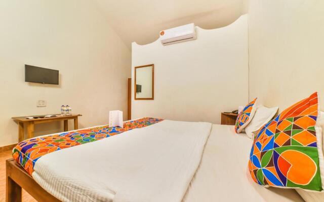 FabHotel Yoyo Cottage With Pool - Nr. Chapora Fort