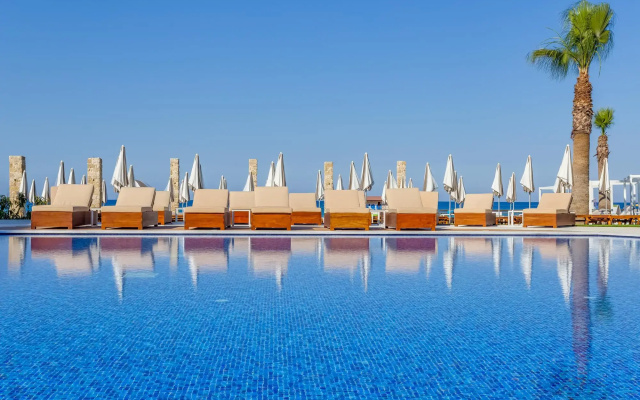 Flamingo Paradise Beach  Adults Only