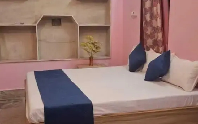 Madhavi Homestay