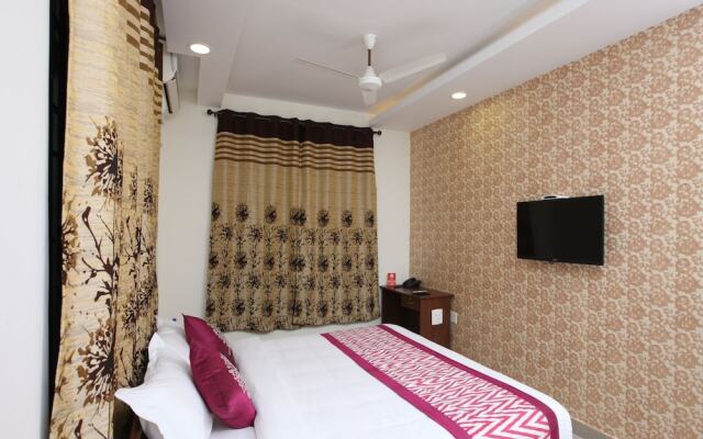 OYO 14441 Ramani Residency