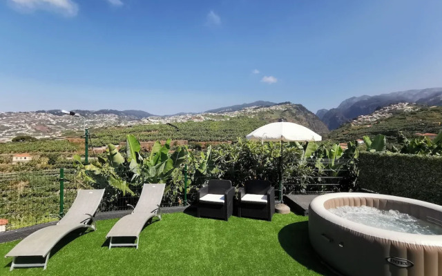 Villa Nova Madeira no Funchal Casa A e B