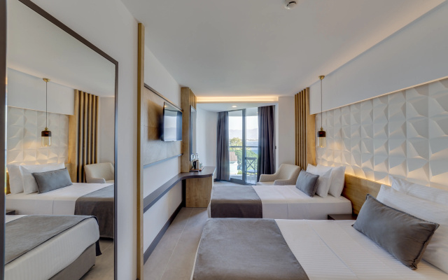 Signature Blue Resort Kuşadası