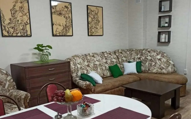 Апартаменты на улице Димитрова 4