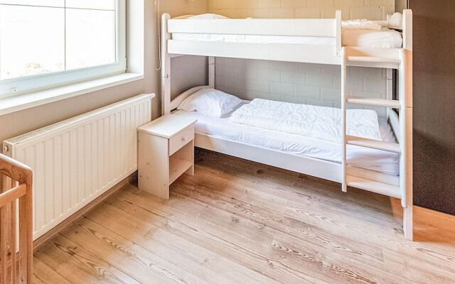 Holiday Home in Gijverinkhove Near Plopsaland