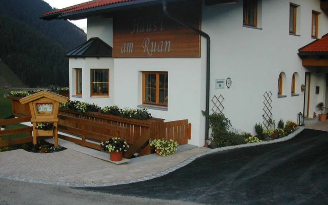Häus'L Am Ruan