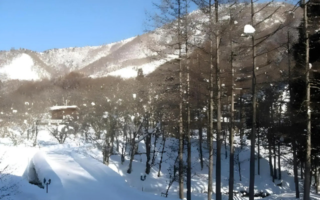 Izumigo Takayama Dog Paradise Hotel