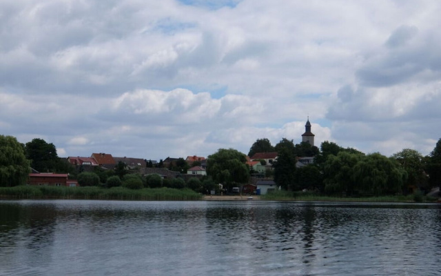 Holiday House by the Lake