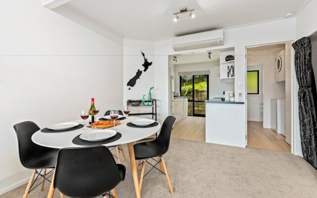 Central Queenstown Malaghan Apartment