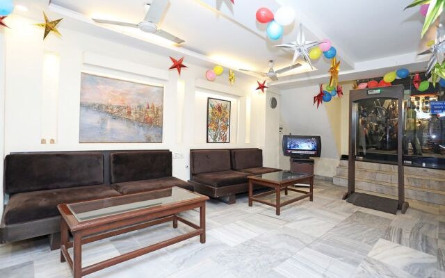 OYO 10750 Hotel Vivek