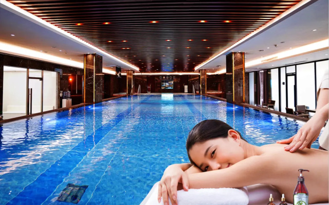 Guangzhou Changfeng Gloria Plaza Hotel