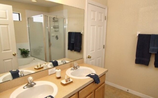 Hg423sp 4 Bedroom Villa in High Grove