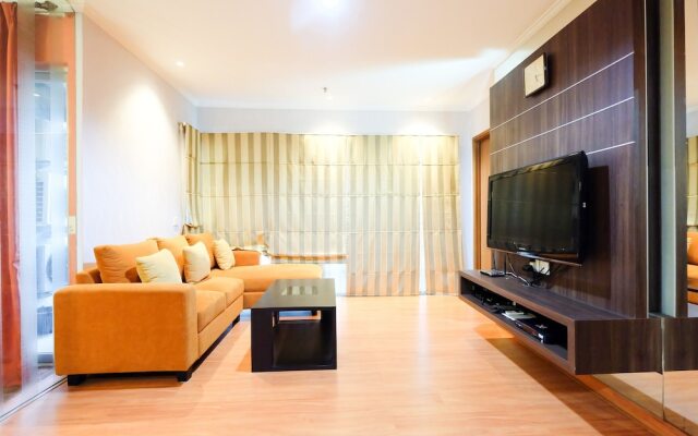 Cozy and Comfy Sahid Sudirman Residence Karet Apartement