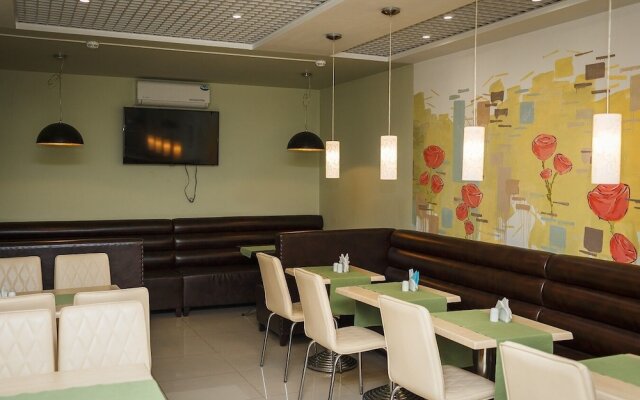 Отель «Фамилия»