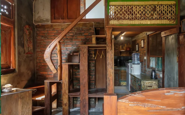 TwoSpaces Living at Bunga Desa Jimbaran