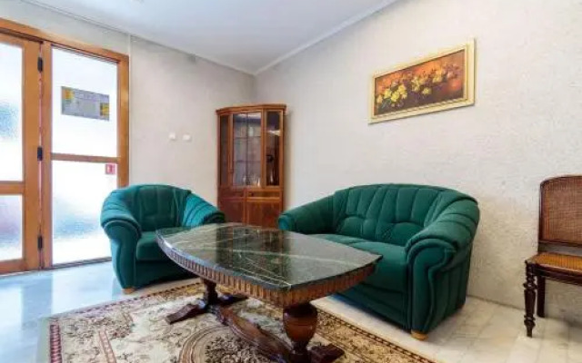 Former Ceausescu'S Vila Crizantema